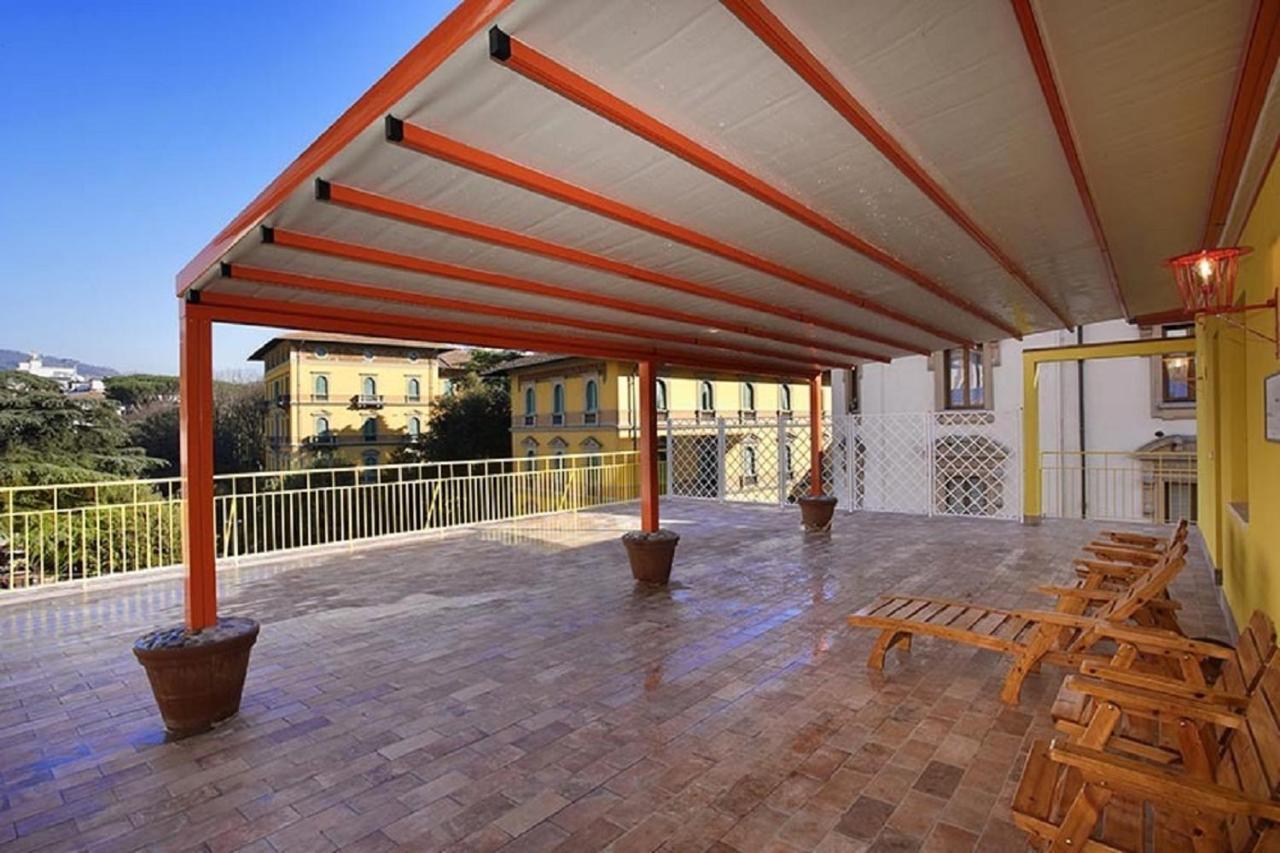 Attico Incerpi, Terrazza Sui Tetti Di Montecatini Terme Apartment ภายนอก รูปภาพ